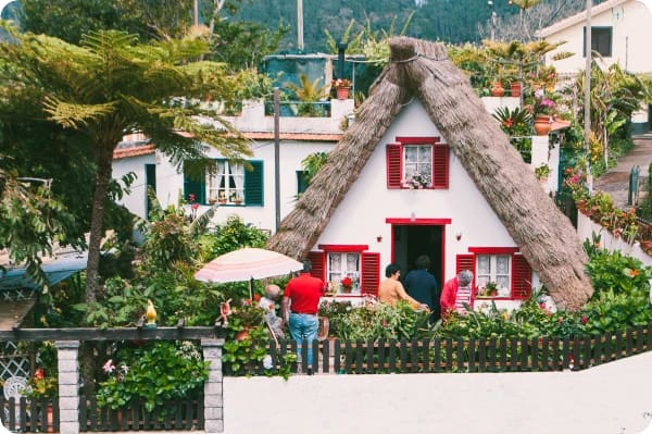 retire in madeira escape