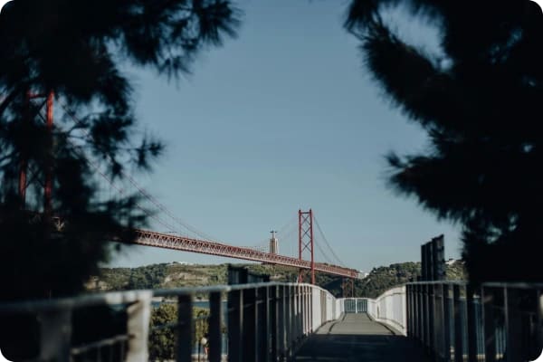 expats portugal faq guide