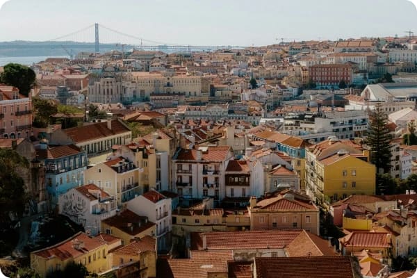 must know lisbon expats