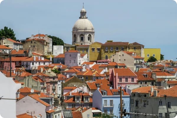 what-to-know-about-lisbon-expats